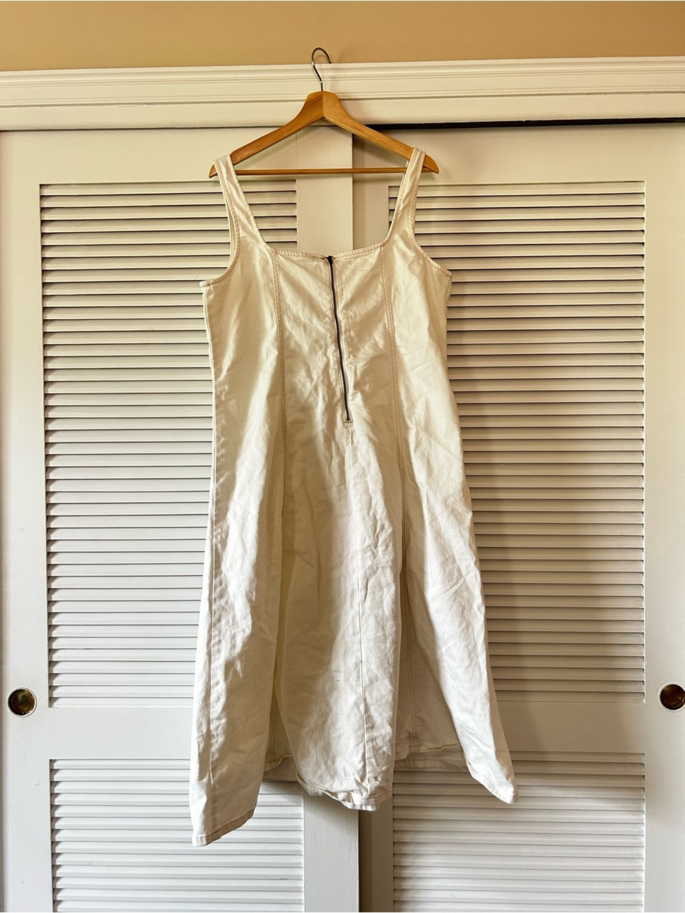 Old Navy Cream Square-Neck Sleeveless Midi Dress - Picture 2 of 3